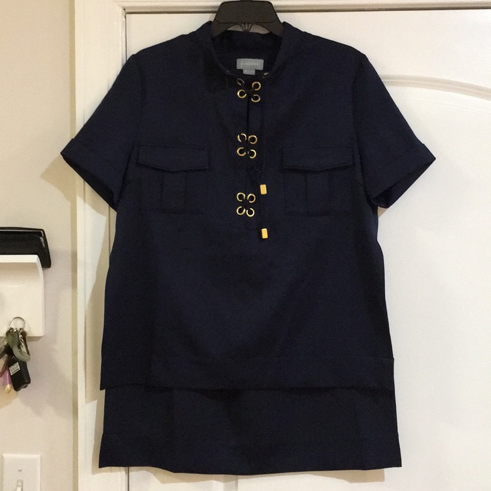 FINDERS dark blue top size L new without tag